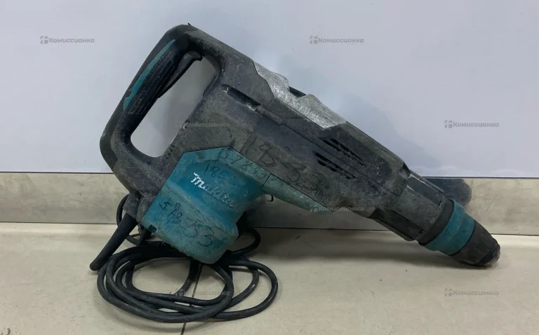 Перфоратор makita HR5202C