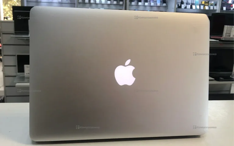 Ноутбук  Macbook Air 13 2017