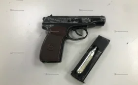 Пневматический пистолет Gletcher