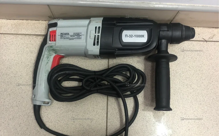 Перфоратор Ресанта П-32-1000К