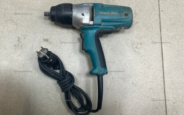 Гайковерт makita TW0350