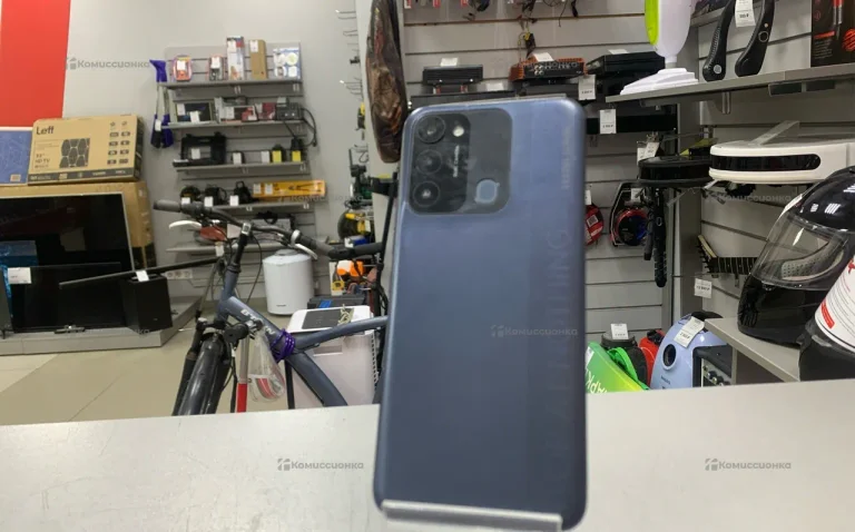 Tecno Spark 8C 4/64 ГБ