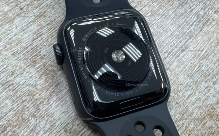 Часы  Apple Watch SE 40mm 99akb