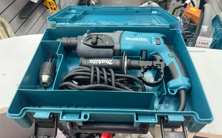Перфоратор Makita HR2470 2020г