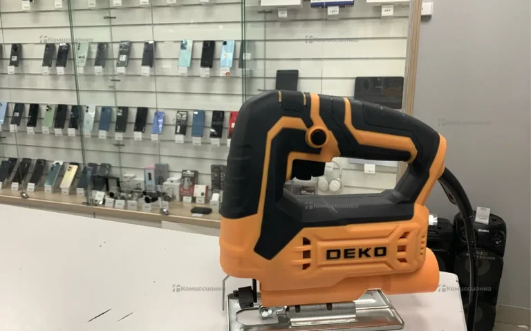 Лобзик сетевой DKJS750