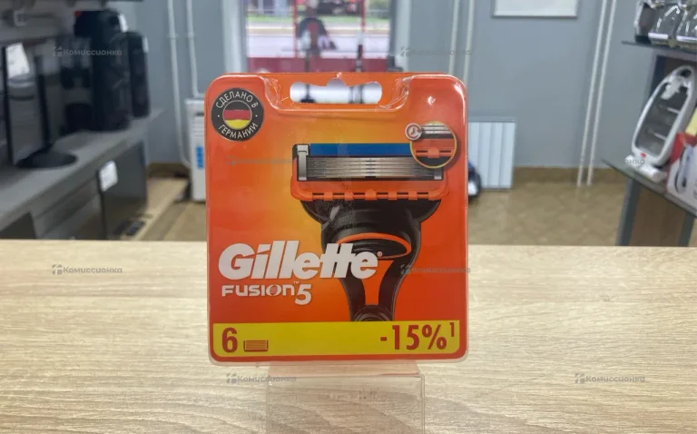 Сменные кассеты для бритвы Gillette Fusion 5