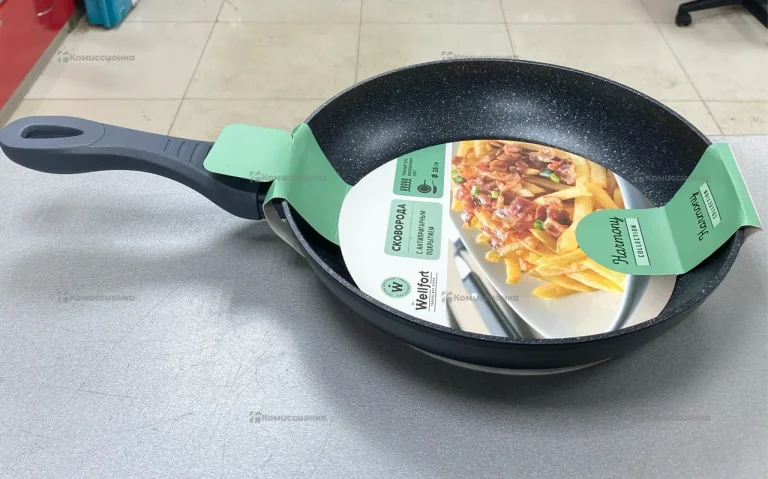 Сковородка Wellfort 28см