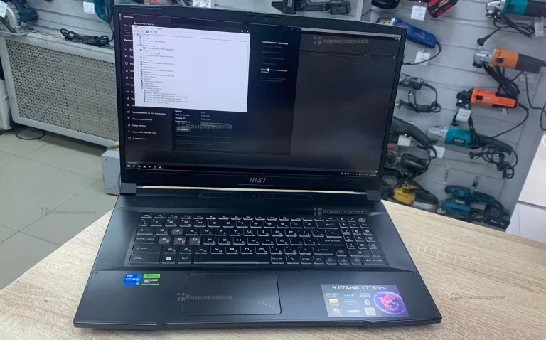 Ноутбук MSI Katana 17 B12VFK