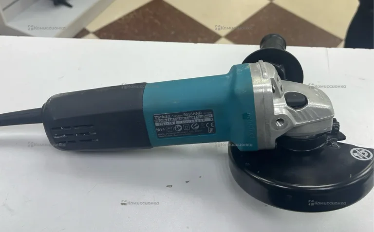 УШМ Makita 9558HNR