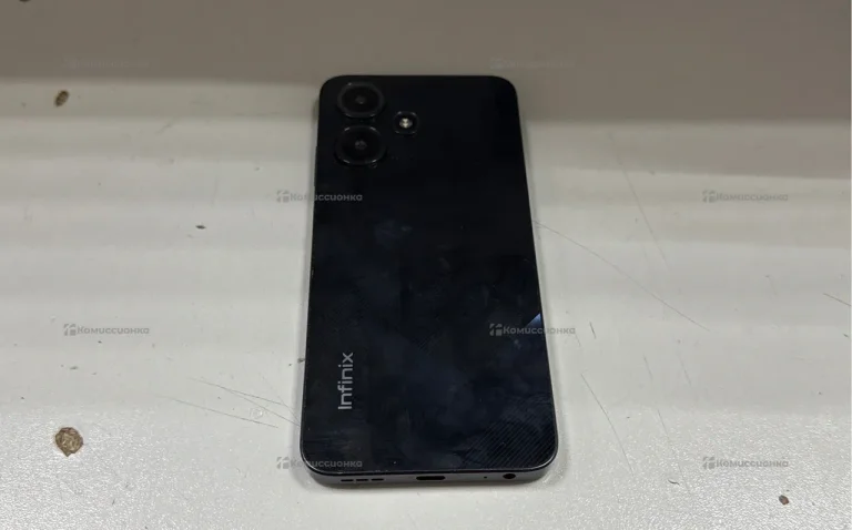 Infinix Hot 30 Play 8/128 ГБ