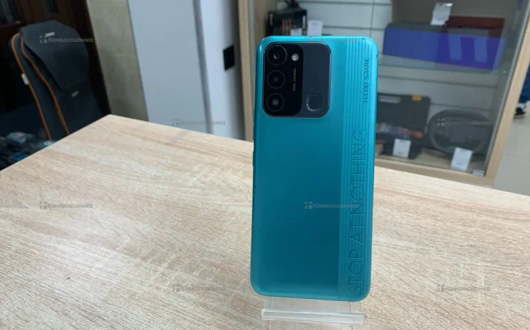 Tecno spark 8c 4 64