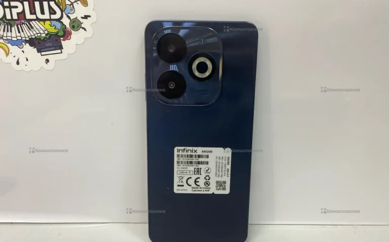 Infinix smart 8 pro 4/256Gb