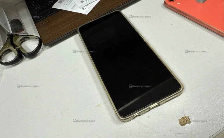 Tecno Spark 20 Pro 8/256 ГБ