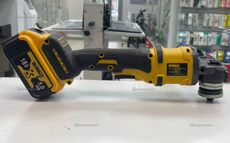 Аккумуляторная УШМ DeWalt DGA404