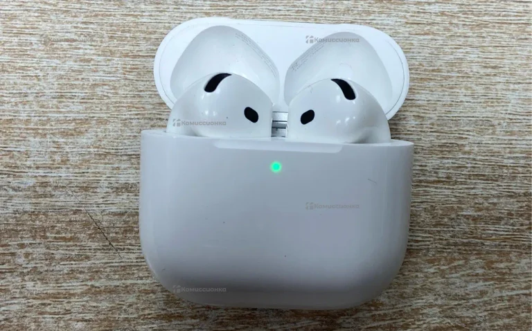 Наушники  Apple AirPods 4