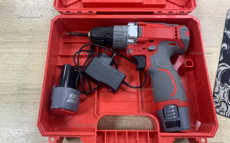 Дрель Шуруповерт BOOST 12 V