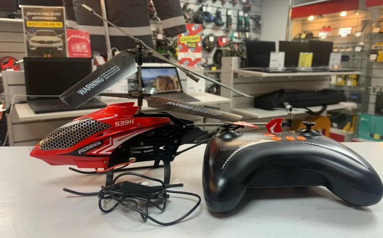 Радиоуправляемый вертолет Syma S39H 2.4G с функцией зависания