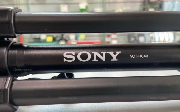 Штатив Sony VCT-R640