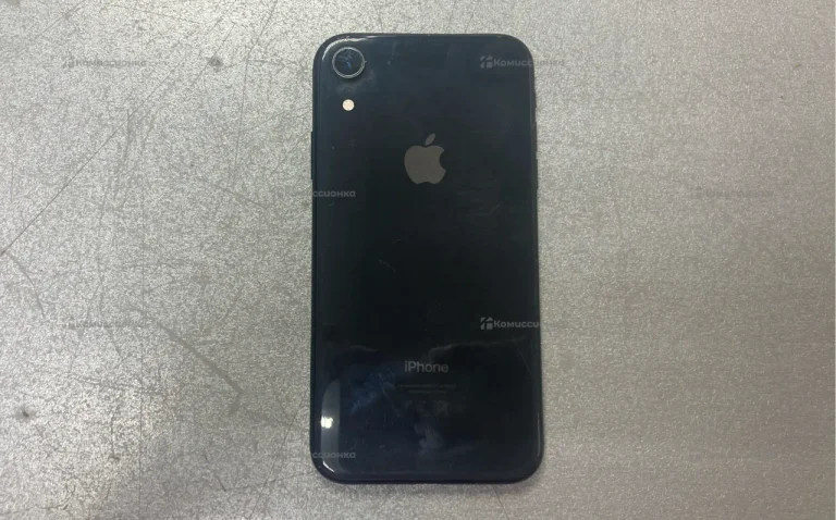 Apple IPhone XR 64 gb.
