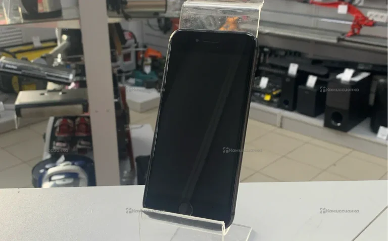 Apple iPhone 8 2/64 ГБ