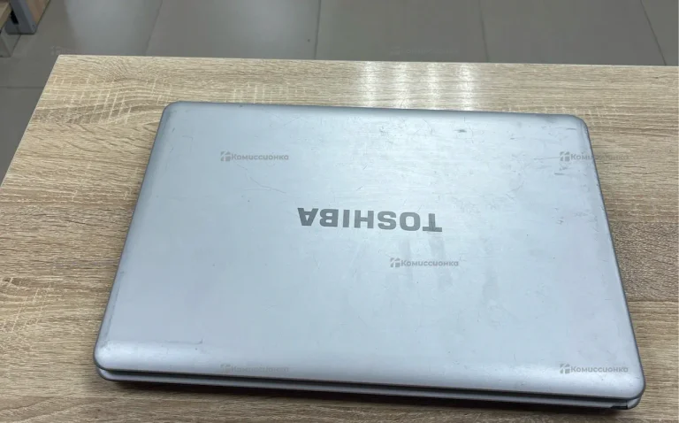 Ноутбук  TOSHIBA L500 1WR