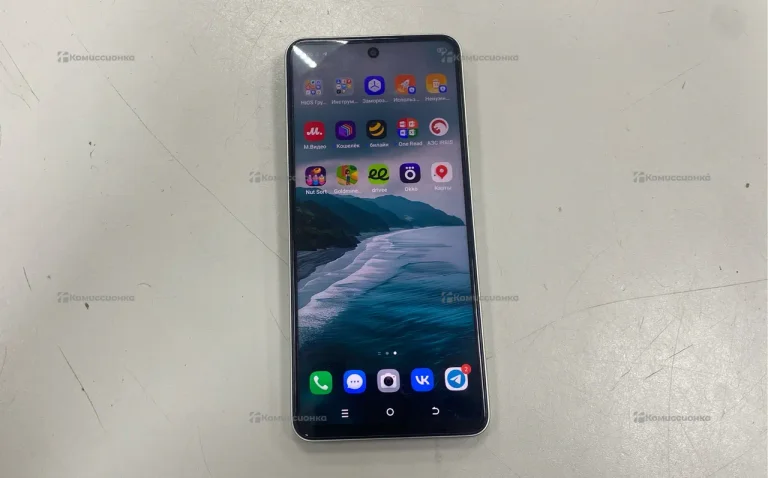 Tecno Spark 30 8/128 ГБ