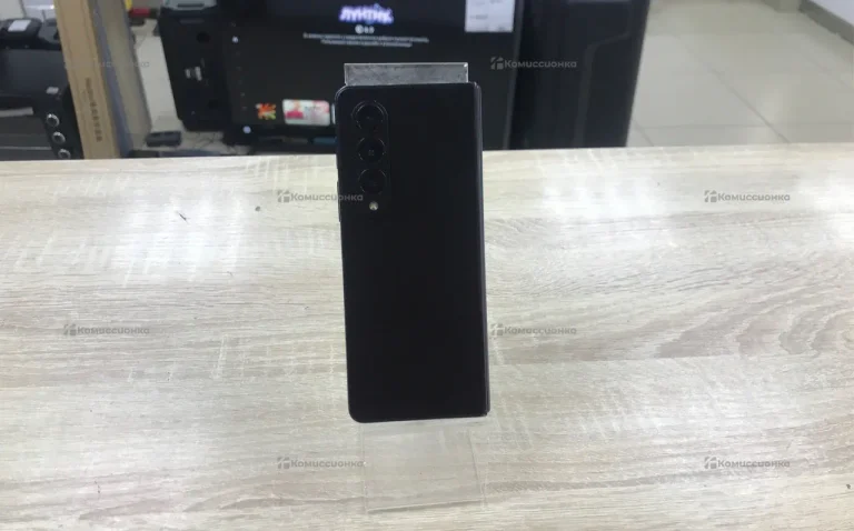 Samsung Galaxy Z Fold4 12/256 ГБ