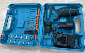 шуруповерт Makita 12v