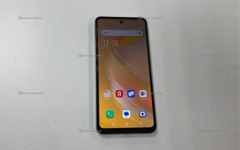 Infinix Smart 8 4/128 ГБ