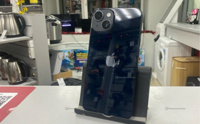 Apple iPhone 14 6/128 ГБ