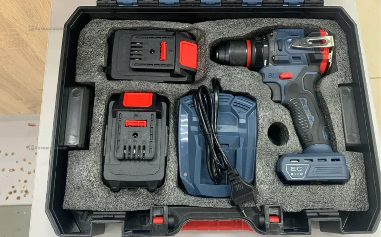 шуруповерт метал патрон Makitoni