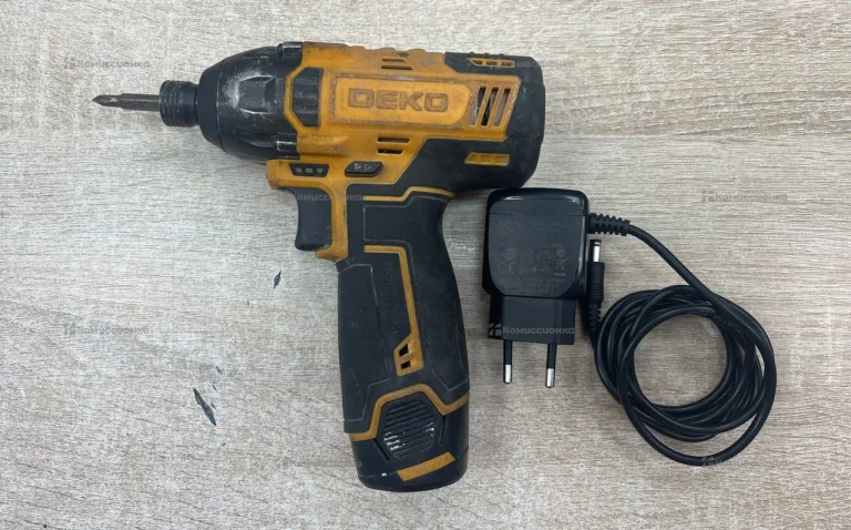 Винтоверт аккумуляторный ударный DEKO DKIS12Li