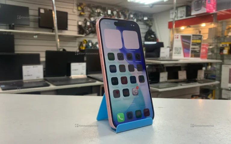 Apple iPhone 15 6/128 ГБ