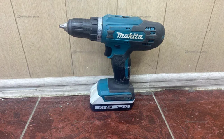 DF488D шуруповерт Makita