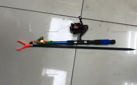 Купить Удочка с катушкой Синяя б/у , в Москва и область Цена:790рублей