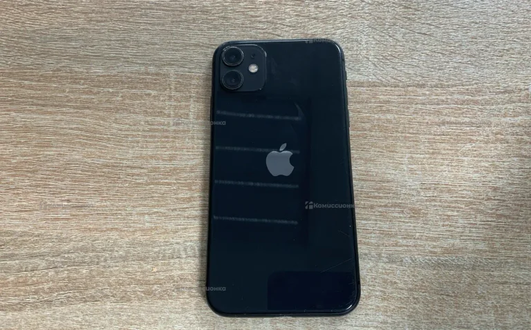 Apple iPhone 11 64ГБ Разбит экран