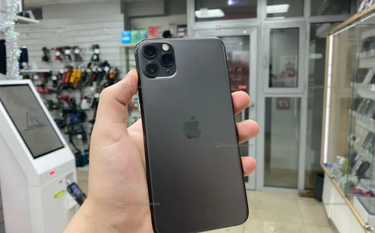 Apple iPhone 11 Pro Max 4/256 ГБ