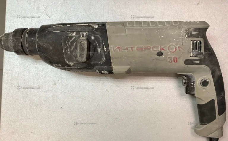 Перфоратор Интерскол П-30/900ЭР