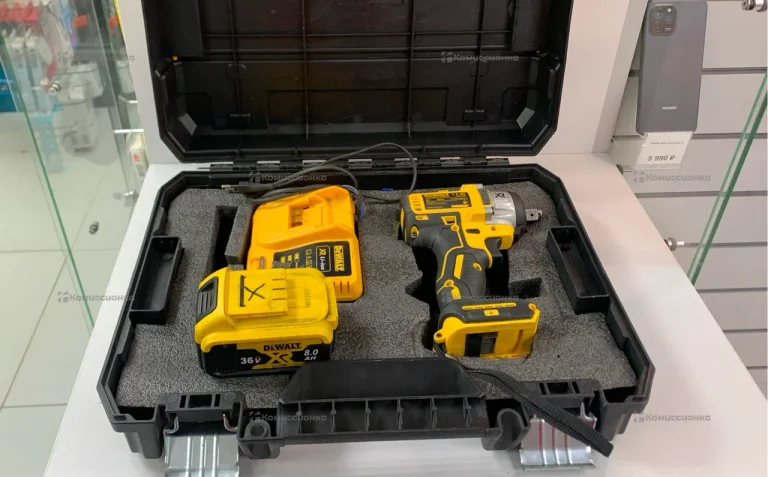 Гайковерт DeWalt DCF892M3