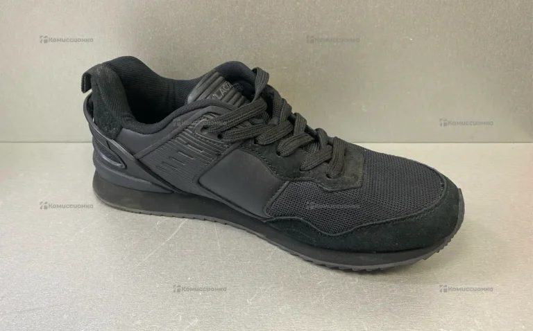 Кроссовки Lacoste 40