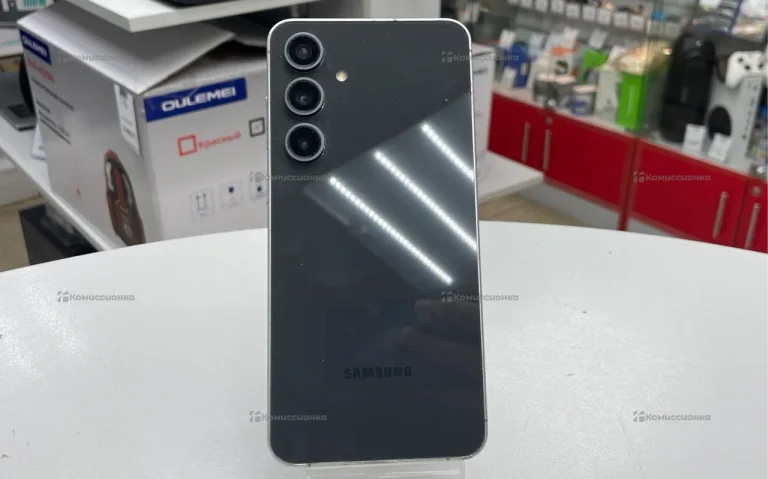 Samsung Galaxy S24 FE 8/256 ГБ