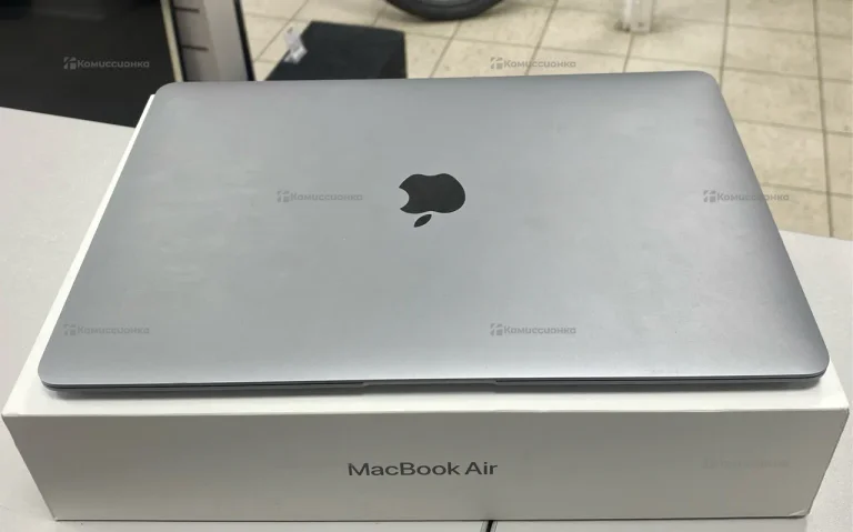 Ноутбук  MacBook Air 13 m1