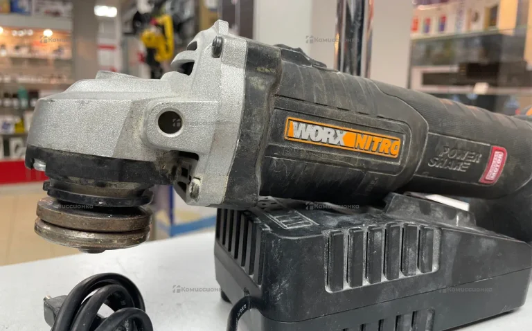 УШМ аккумуляторная Worx WX801