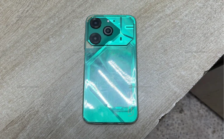 Tecno Pova 6 Pro 12/256 ГБ реплика