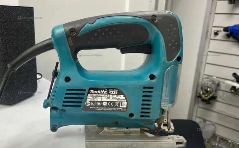 Электролобзик makita 4329