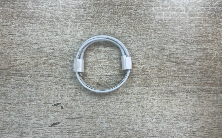 Кабель Type-C на Lighting