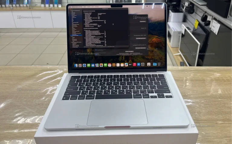 Ноутбук MacBook Air 13 M2 8/256