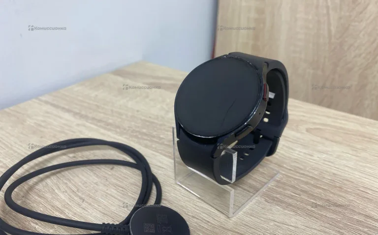 Часы  Samsung Galaxy Watch 6 44mm