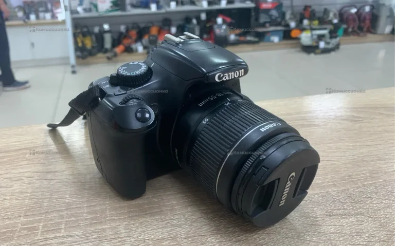 Фотоаппарат  Camon EOS 1100d