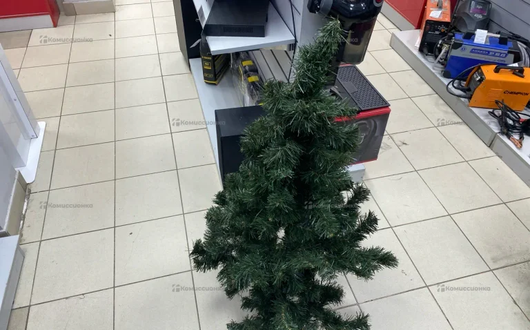 Ёлка искусственная